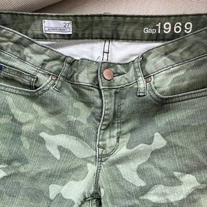 Gap 1969 always skinny camo pant
